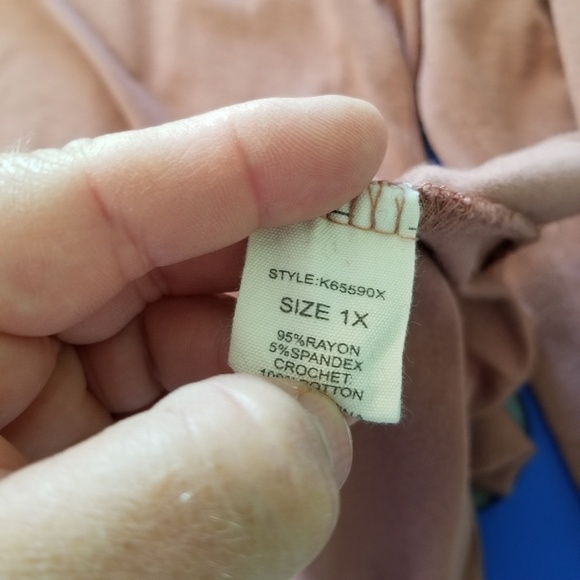 Paper + tee shirt, sz 1X - Picture 6 of 6